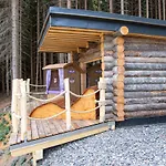 Feriehus Erzgebirgsidyll Breitenbrunn - Waldhaus