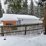 Feriehus Erzgebirgsidyll Breitenbrunn - Waldhaus