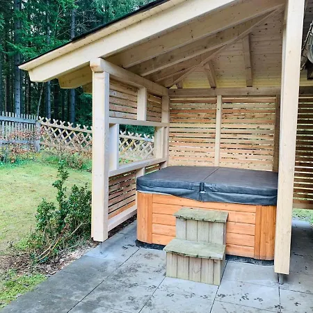 Erzgebirgsidyll Breitenbrunn - Waldhaus بيت للعطل *